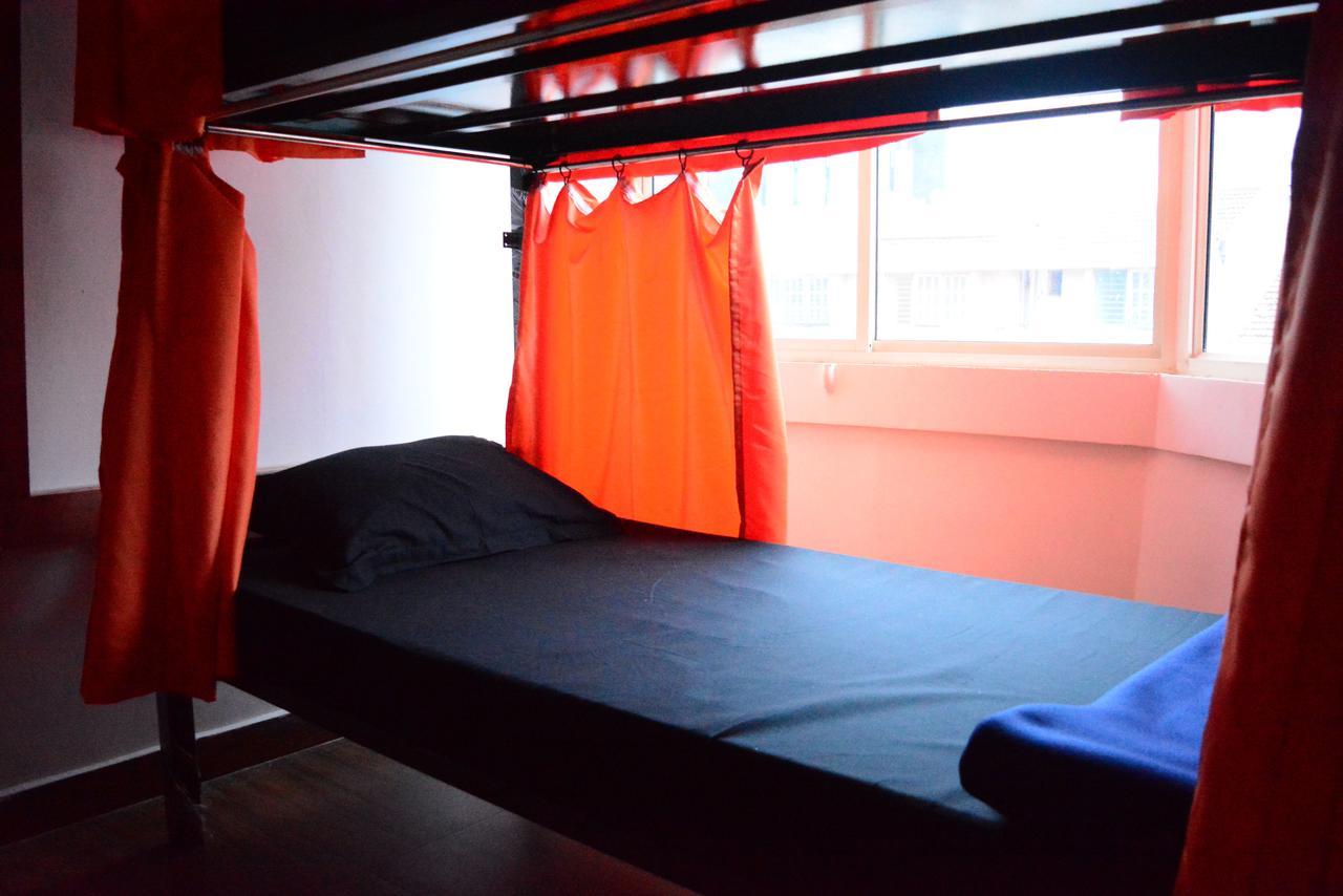 Social Rehab Downtown Hostel Bangalore Buitenkant foto